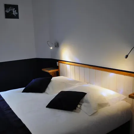 Le Coteau De Bazeille Sauna&detente Sas Guest house
