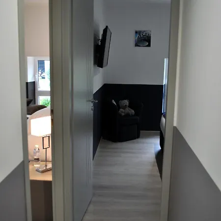Le Coteau De Bazeille Sauna&detente Sas Guest house Sainte-Bazeille