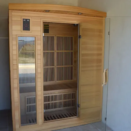 Le Coteau De Bazeille Sauna&detente Sas Penzion 5*