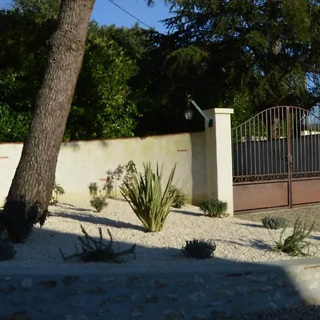 Guest house Le Coteau De Bazeille Sauna&detente Sas Sainte-Bazeille