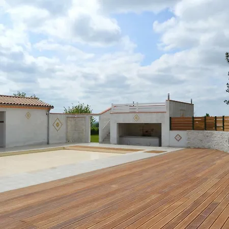 Le Coteau De Bazeille Sauna&detente Sas Penzion 5*