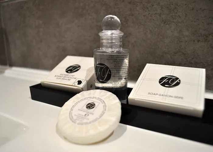 בית הארחה Le Coteau De Bazeille Sauna&detente Sas 5*