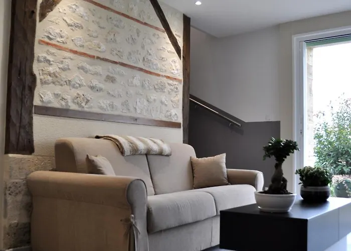 Le Coteau De Bazeille Sauna&detente Sas