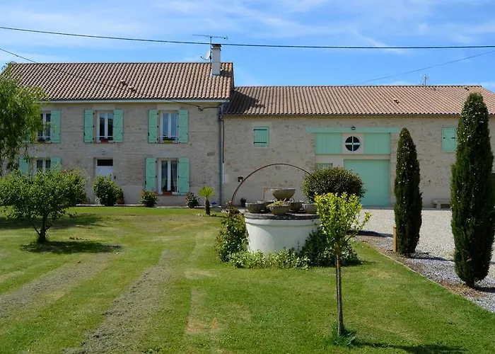 Le Coteau De Bazeille Sauna&detente Sas 5*